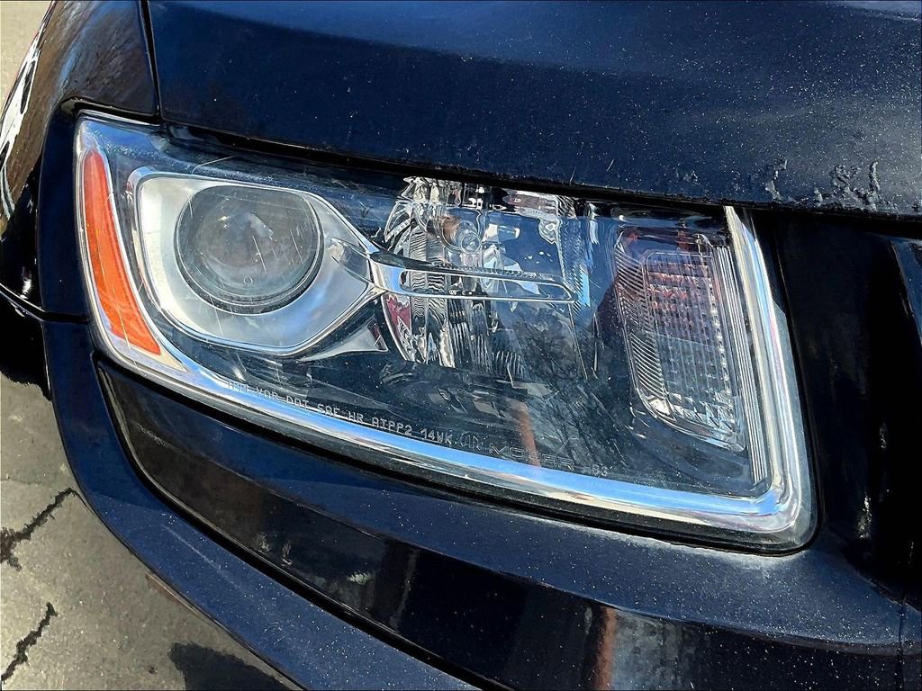 Used 2015 Jeep Grand Cherokee Limited image 26