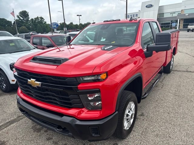 Used 2025 Chevrolet Silverado 2500 W/T w/ Snow Plow Prep/Camper Package AWD/4WD image 2