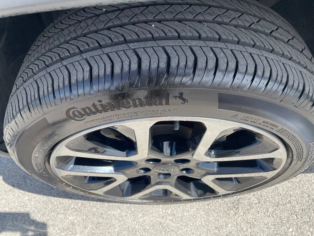 Used 2018 Jeep Compass Limited AWD/4WD image 28