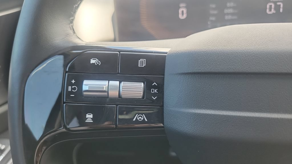 Used 2026 Kia Sorento LX FWD image 19