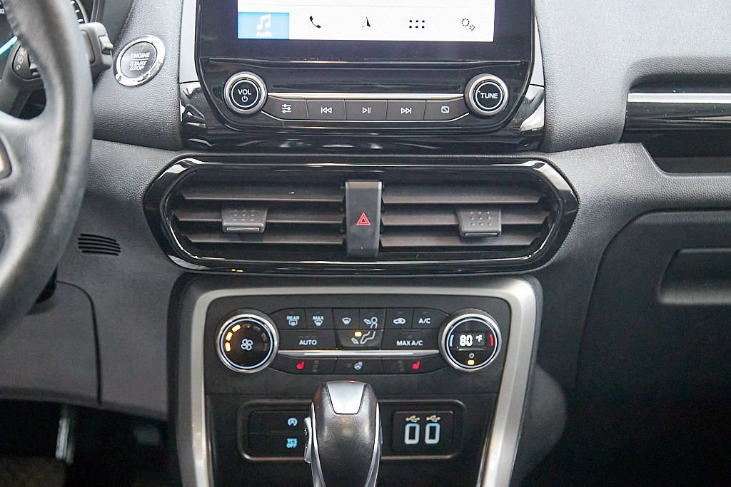 Used 2018 Ford EcoSport Titanium w/ Titanium Cold Weather Package image 27