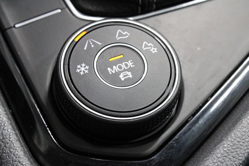 Used 2024 Volkswagen Taos S AWD/4WD image 33