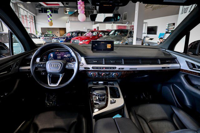 Used 2019 Audi Q7 2.0T Premium w/ Cold Weather Package image 29
