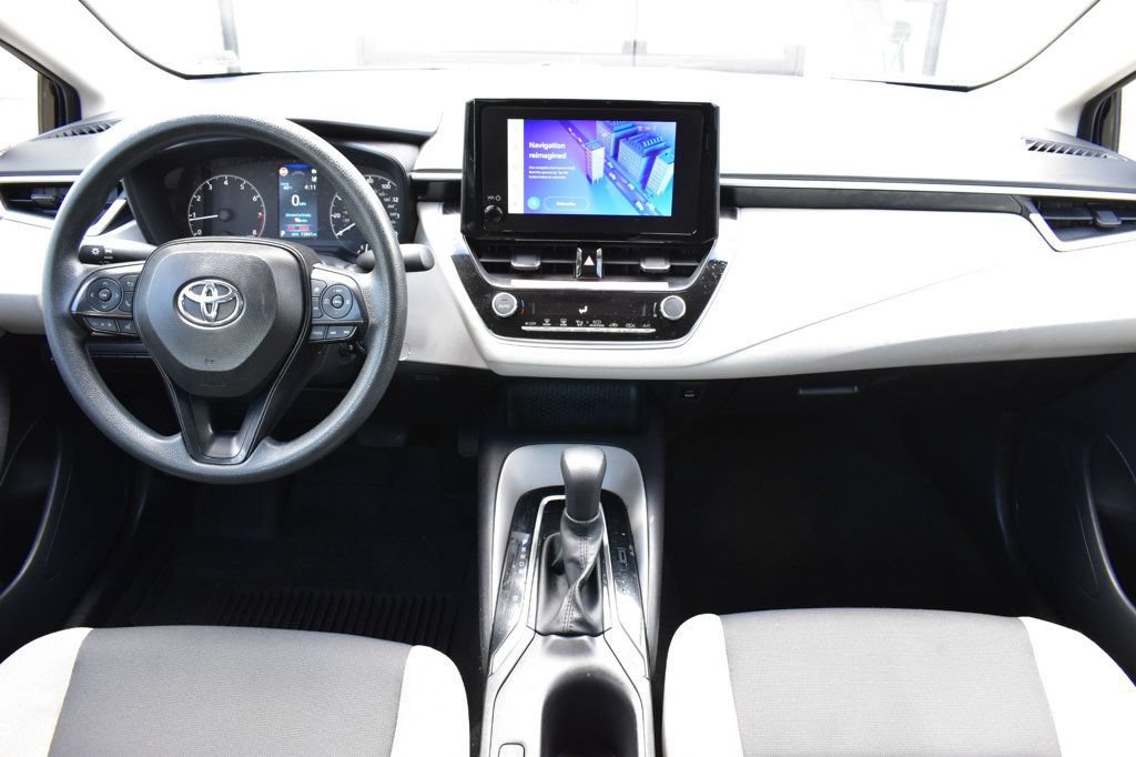 Used 2024 Toyota Corolla LE FWD image 27