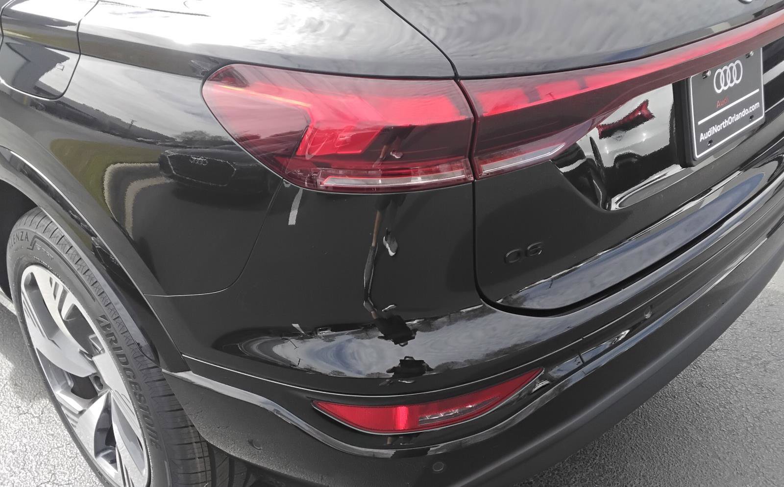 Certified 2025 Audi Q6 e-tron Premium Plus image 7