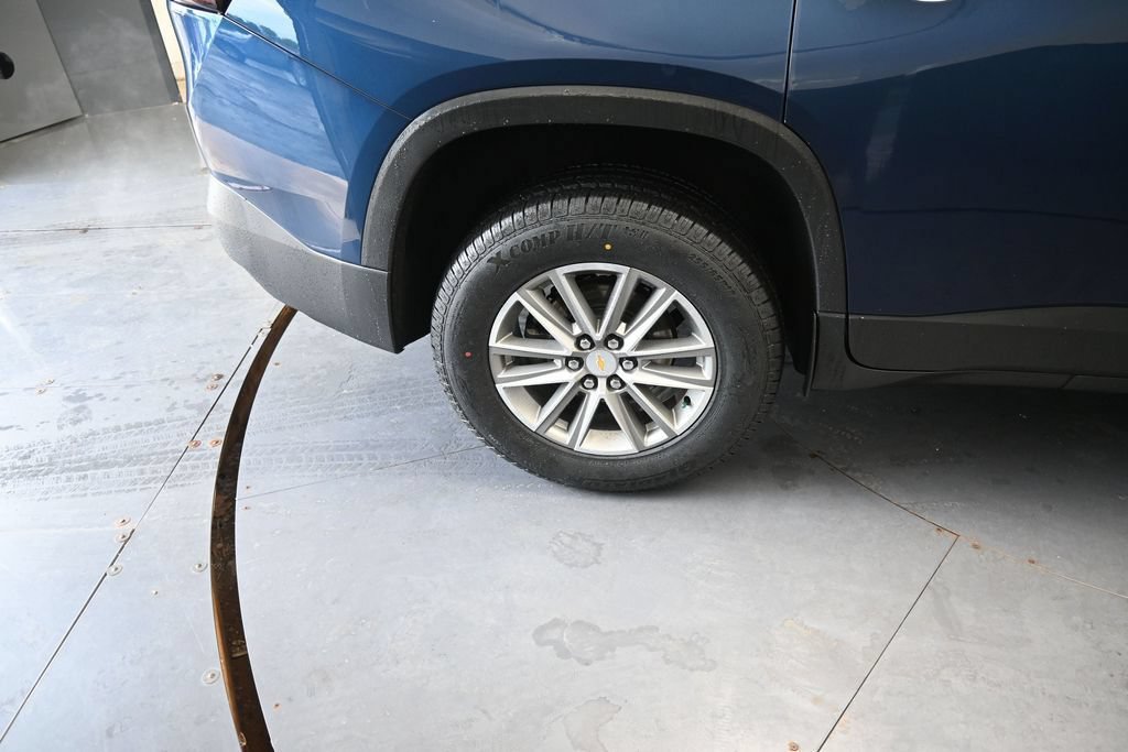 Used 2023 Chevrolet Traverse LT w/ LPO, Floor Liner Package AWD/4WD image 23