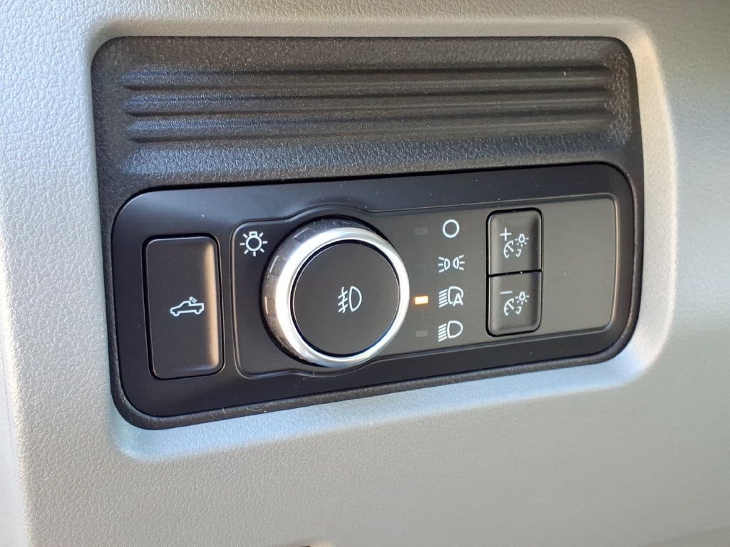 New 2027 Ford F250 XL w/ Tremor Off-Road Package AWD/4WD image 19