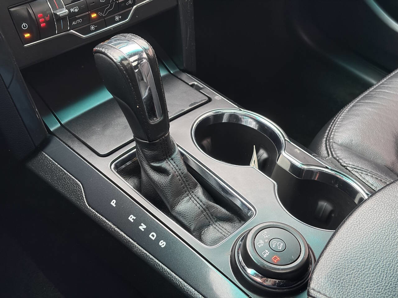 Used 2016 Ford Explorer XLT w/ Equipment Group 202A image 35