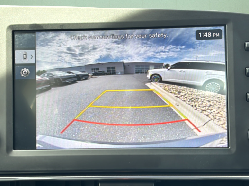 Used 2025 Hyundai Elantra Sport FWD image 30