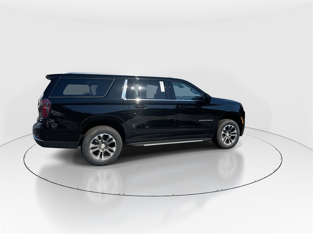 New 2026 Chevrolet Suburban LS image 9