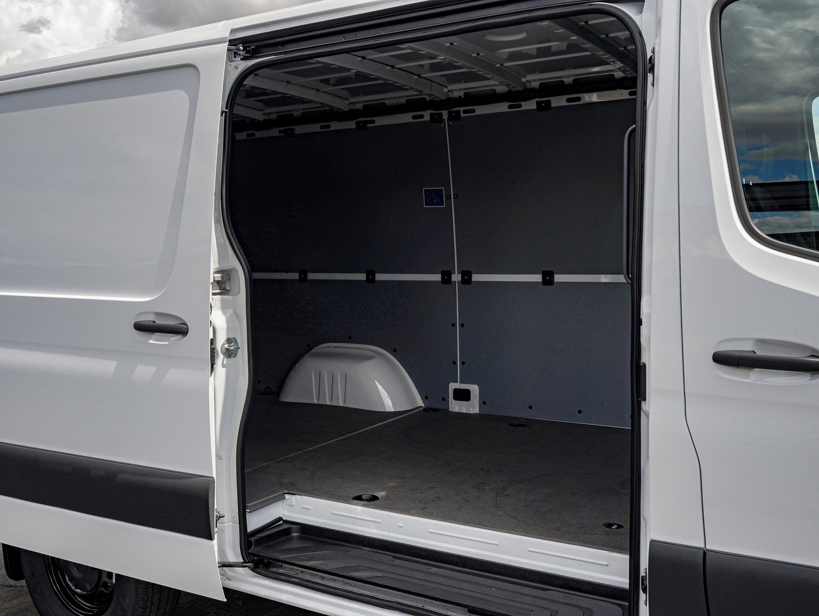 Used 2026 Mercedes-Benz Sprinter 2500 image 10