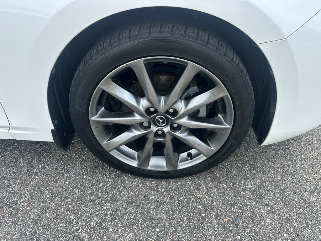 Used 2018 MAZDA MAZDA3 Grand Touring w/ Premium Equipment Package image 4