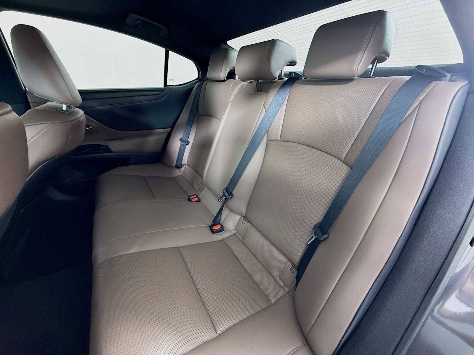 Used 2023 Lexus ES 300h w/ Premium Package FWD image 23