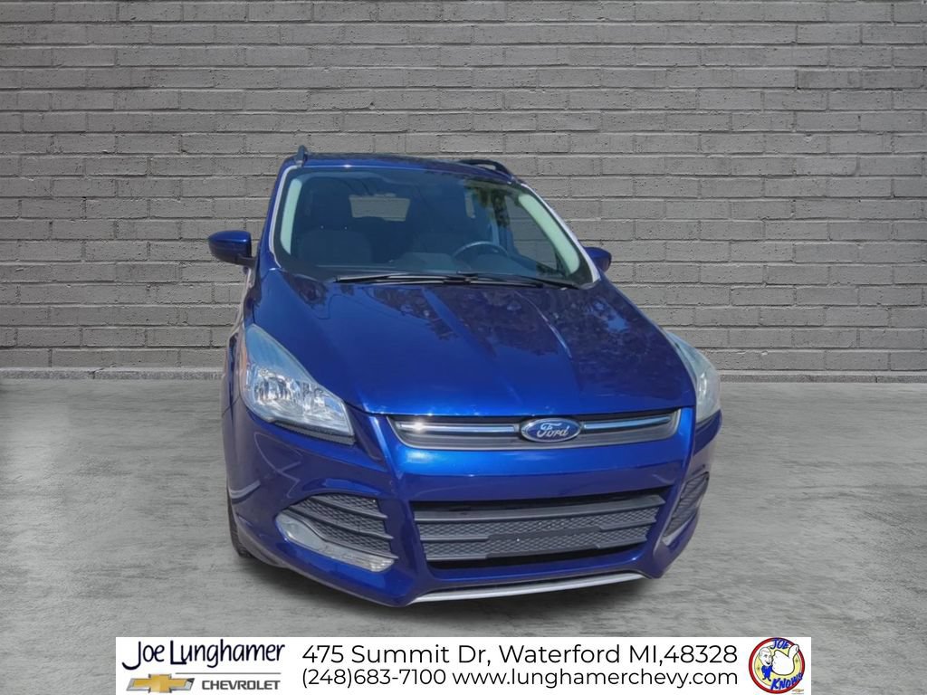 Used 2016 Ford Escape SE w/ Equipment Group 201A AWD/4WD image 3