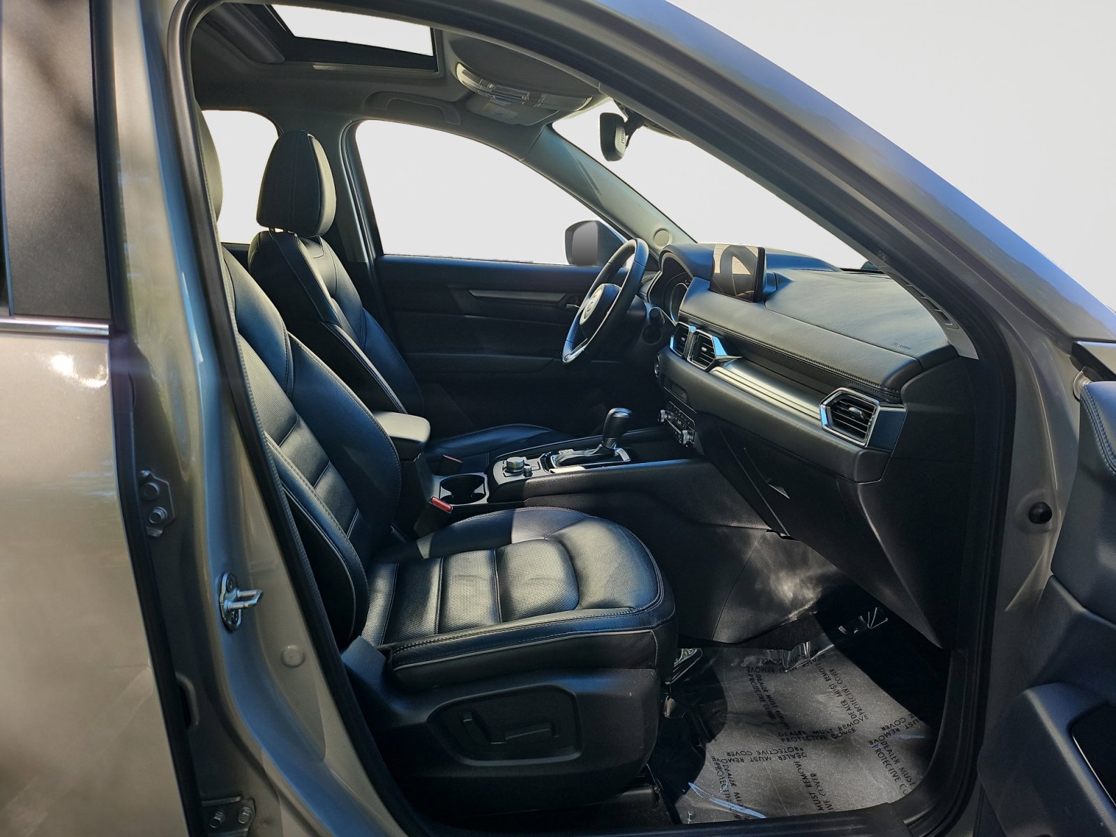 Used 2025 MAZDA CX-5 AWD 2.5 S w/ Preferred Package image 17