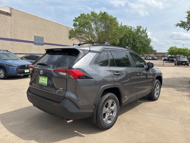 Used 2025 Toyota RAV4 LE image 5