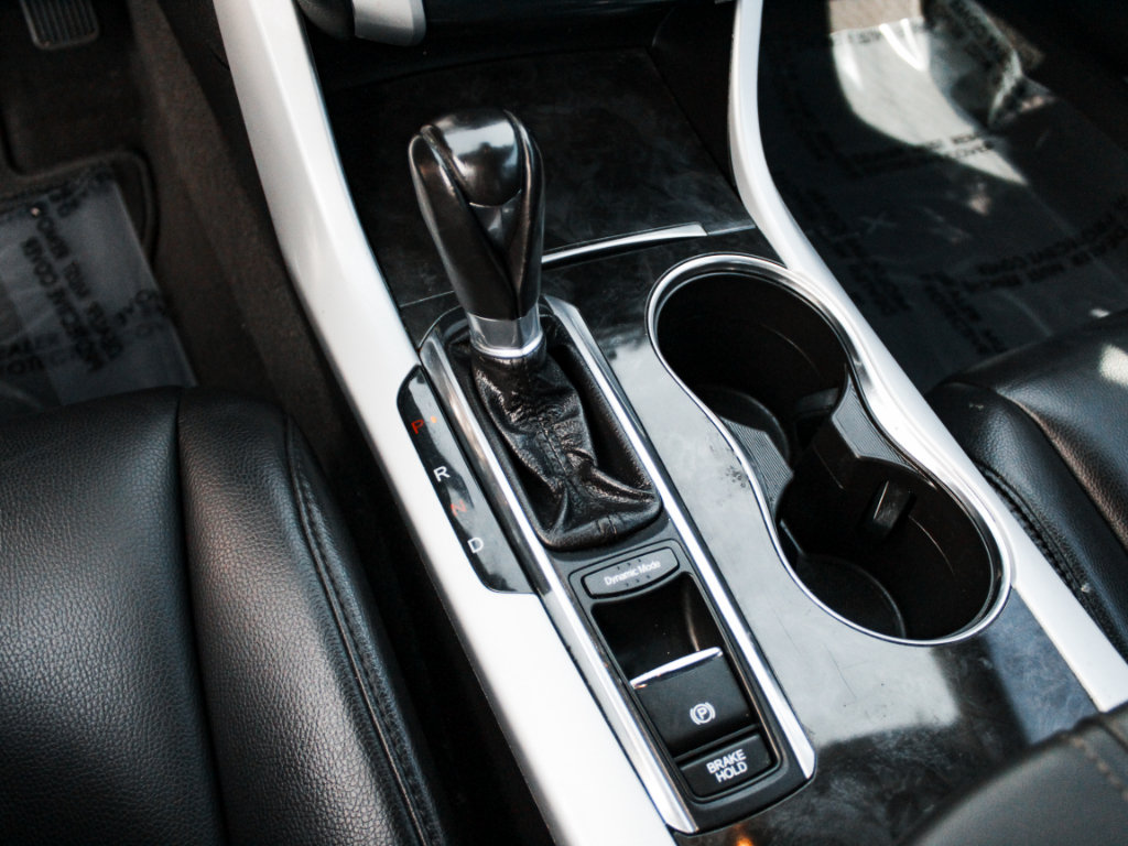 Used 2020 Acura TLX FWD image 20