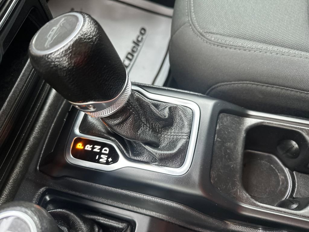 Used 2022 Jeep Gladiator Sport image 13