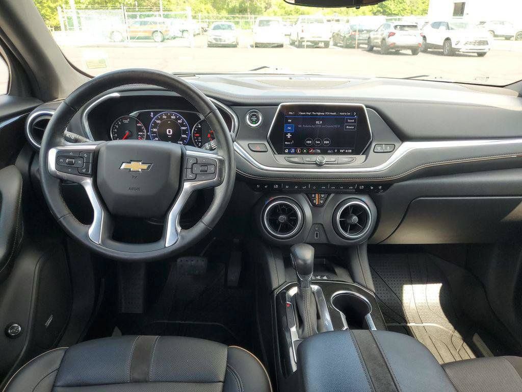 Used 2019 Chevrolet Blazer Premier w/ Sun and Wheels Package AWD/4WD image 28