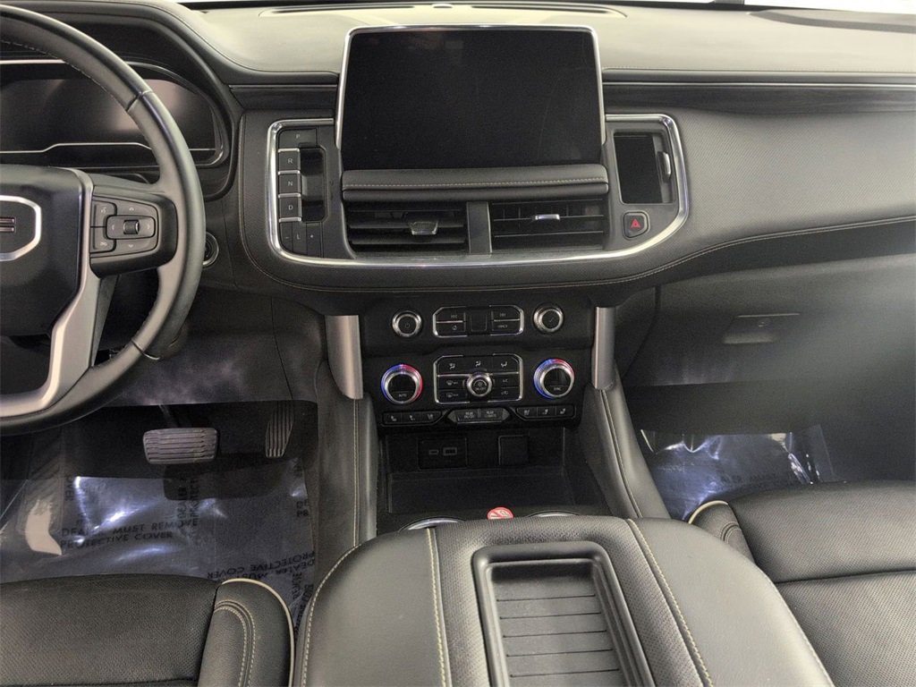 Certified 2024 GMC Yukon XL SLT image 18