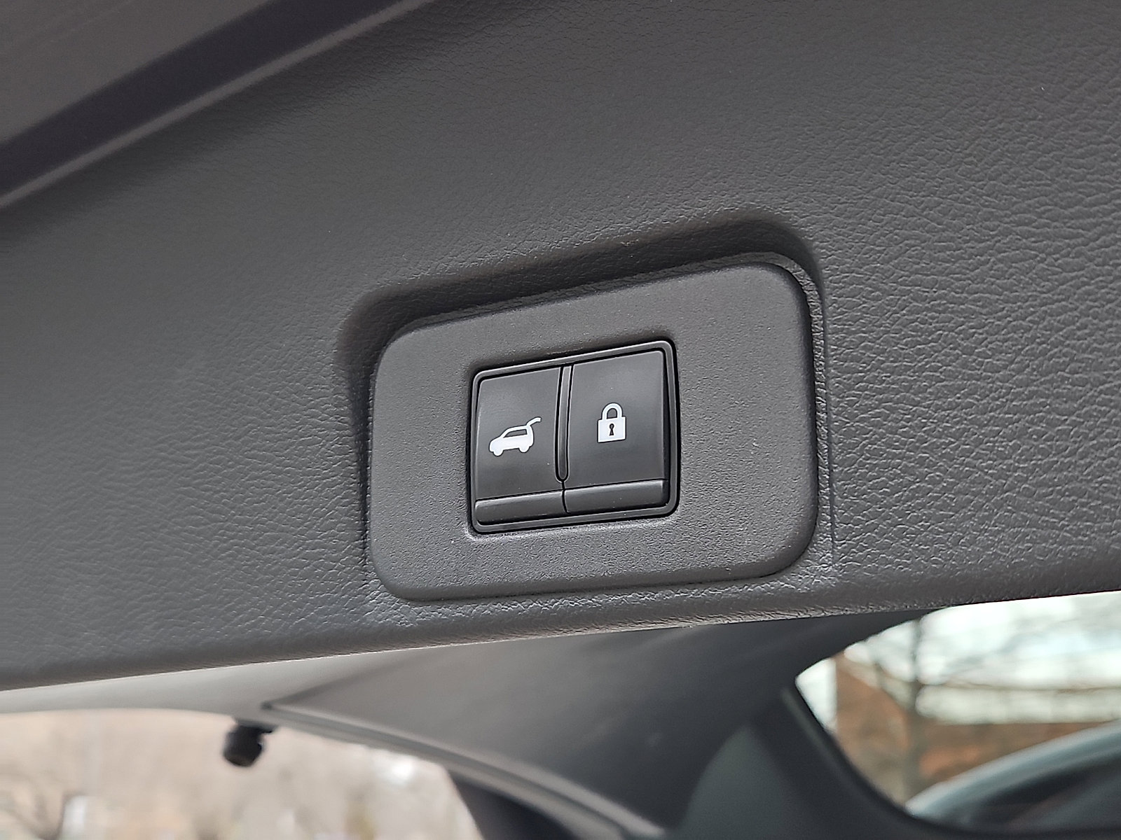 Certified 2023 Nissan Rogue SL image 30