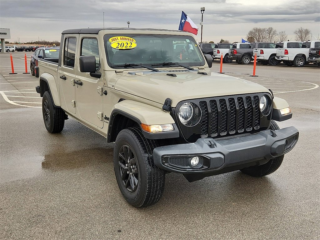 Used 2022 Jeep Gladiator Sport image 6