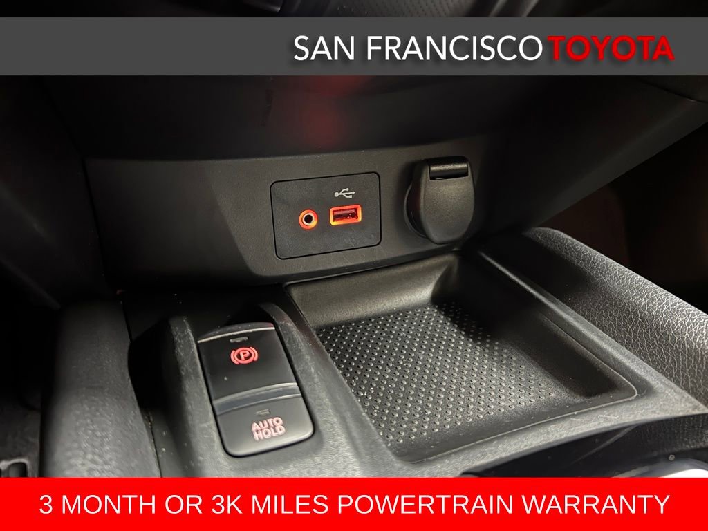 Used 2019 Nissan Rogue SV w/ Premium Package image 26