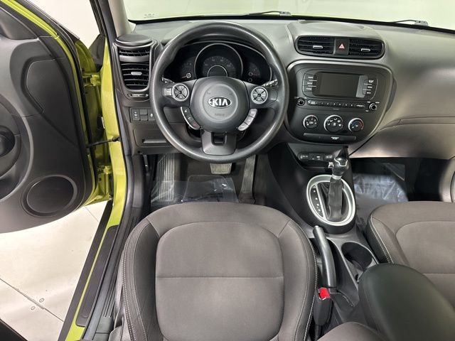Used 2017 Kia Soul Base image 13