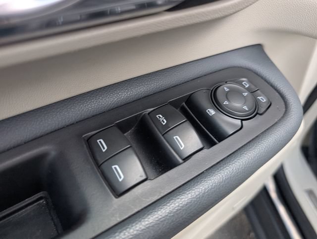 Used 2023 GMC Terrain Denali AWD/4WD image 14