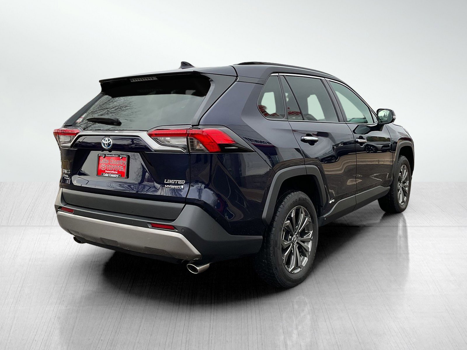 Used 2023 Toyota RAV4 Limited image 5