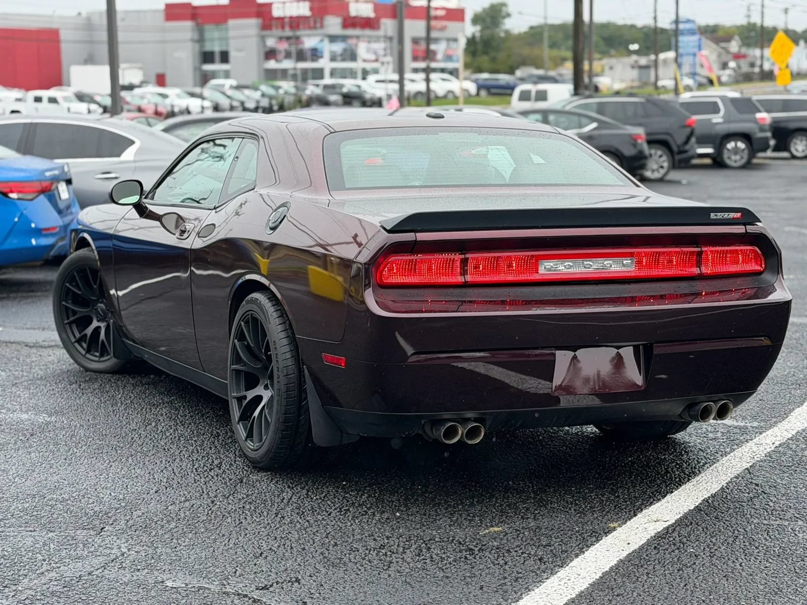 Used 2009 Dodge Challenger SRT8 RWD image 4