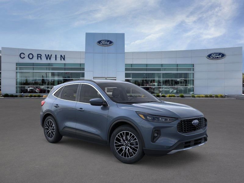 New 2025 Ford Escape SE w/ PHEV Premium Package