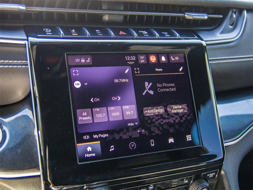 Used 2022 Jeep Grand Cherokee L Laredo image 34