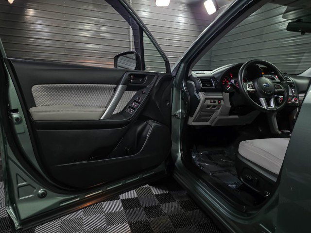 Used 2018 Subaru Forester 2.5i Premium w/ All-Weather Package AWD/4WD image 32