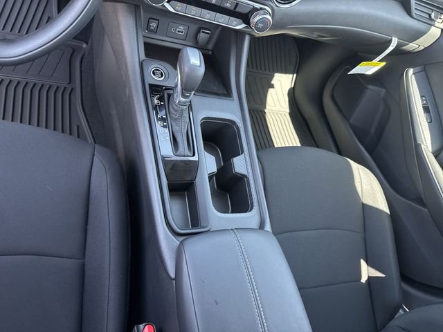 Used 2025 Nissan Sentra S image 22