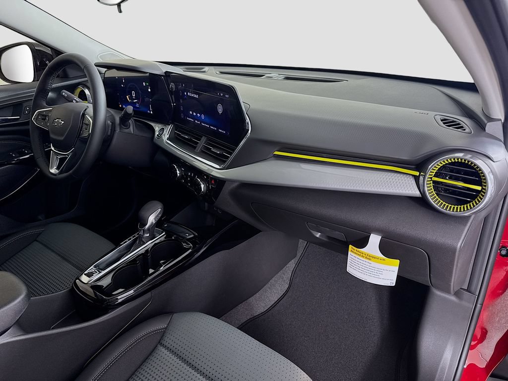 New 2026 Chevrolet Trax LT w/ Midnight Edition FWD image 28