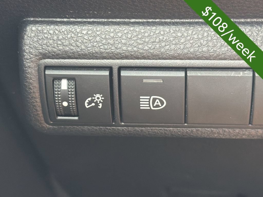 Used 2025 Toyota Corolla SE FWD image 20