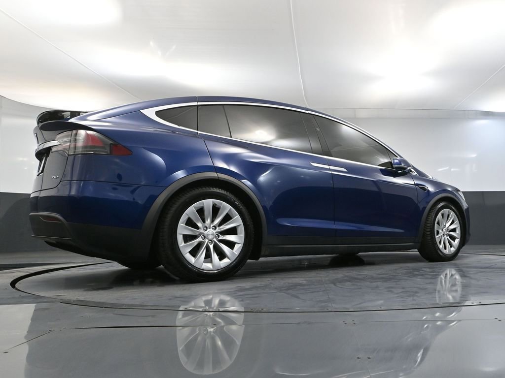 Used 2018 Tesla Model X 100D image 51