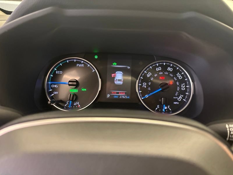 Used 2022 Toyota RAV4 XLE Premium AWD/4WD image 33