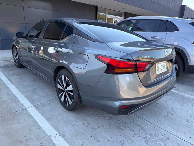 Used 2021 Nissan Altima 2.5 SV FWD image 3