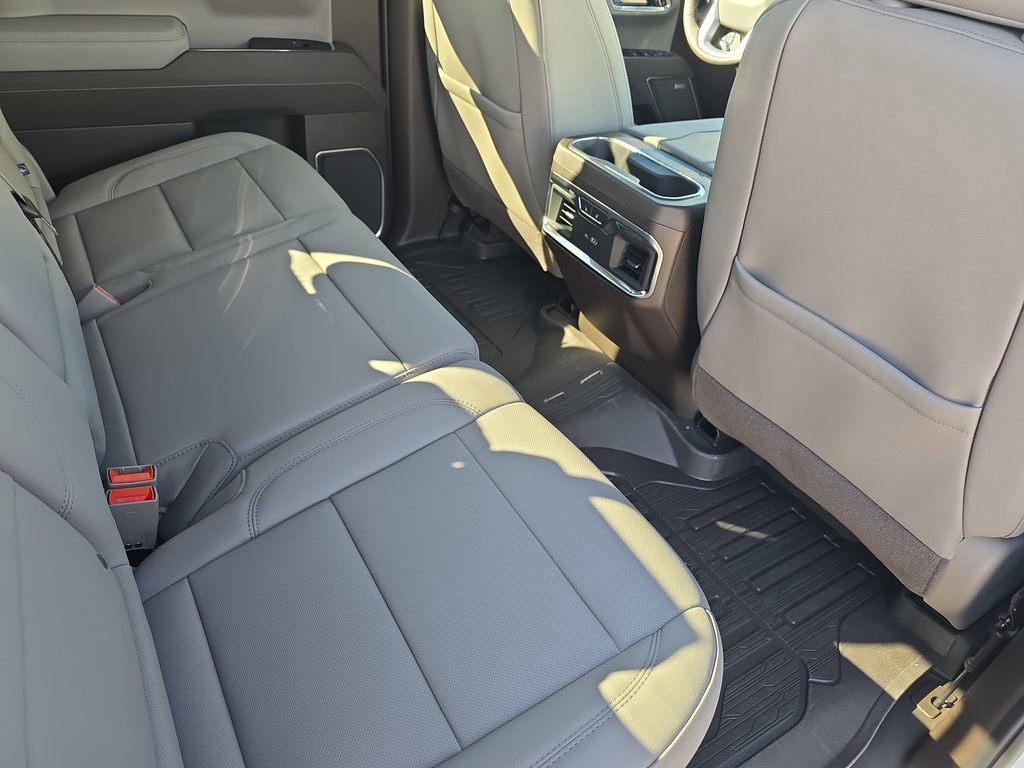 New 2026 GMC Sierra 1500 SLT w/ SLT Premium Package AWD/4WD image 11