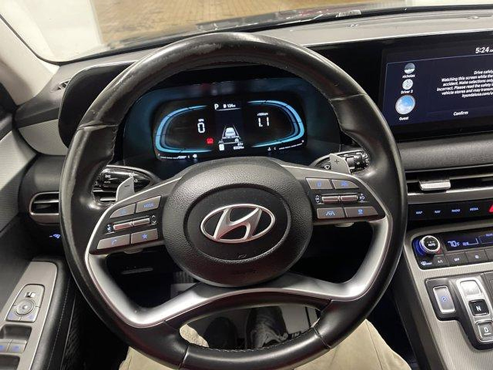 Used 2023 Hyundai Palisade SEL w/ Cargo Package AWD/4WD image 24
