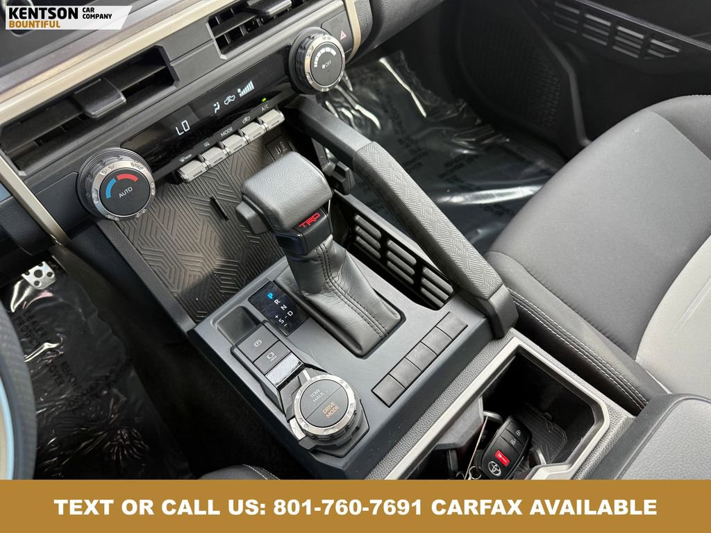 Used 2025 Toyota Tacoma 4x4 Double Cab image 25