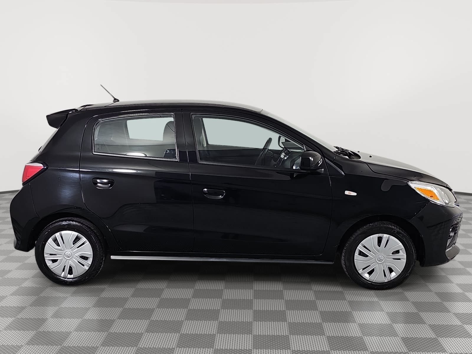 Used 2024 Mitsubishi Mirage ES FWD image 9
