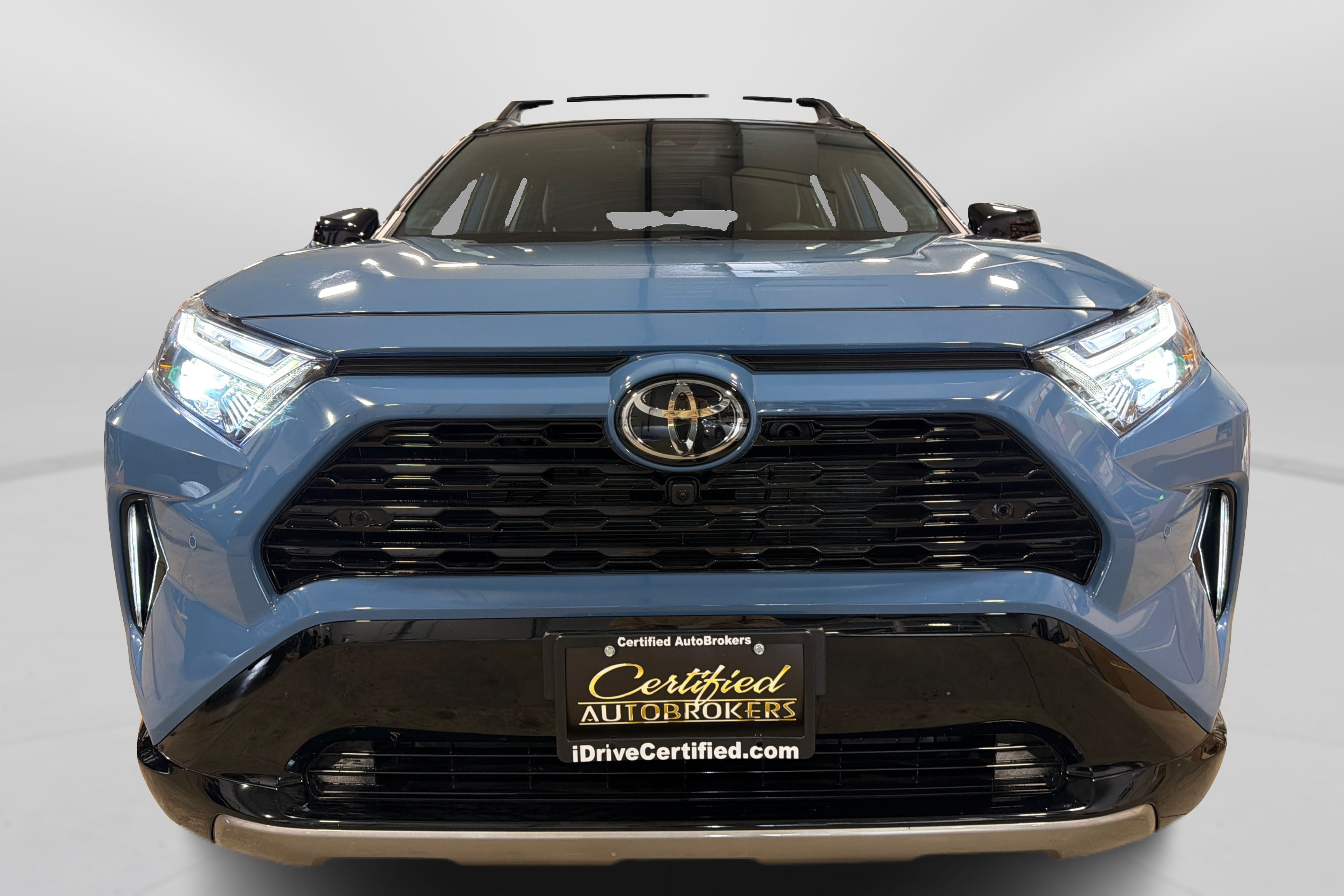 Used 2025 Toyota RAV4 XSE w/ Advanced Technology Package AWD/4WD image 10