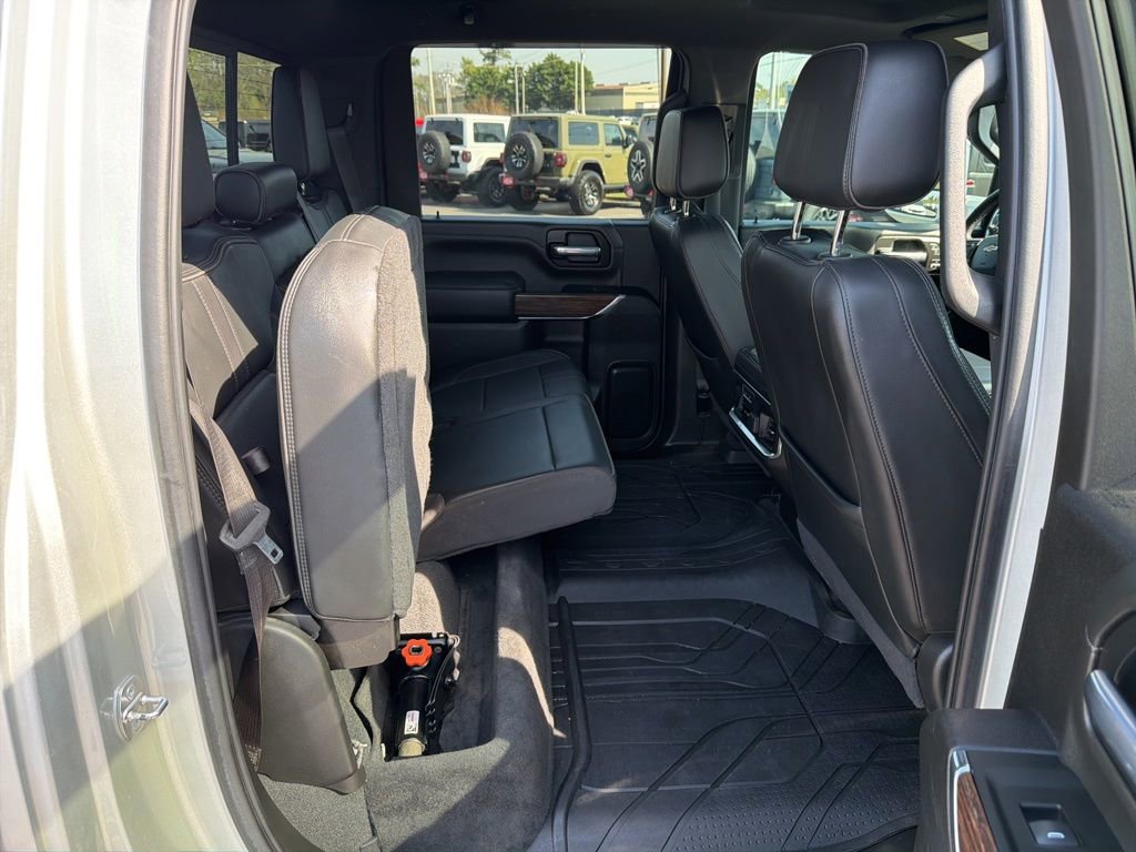 Used 2023 Chevrolet Silverado 3500 High Country image 22