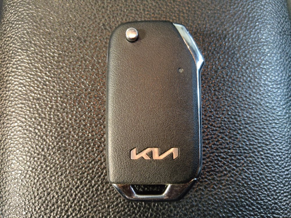 Used 2023 Kia Forte LXS FWD image 32