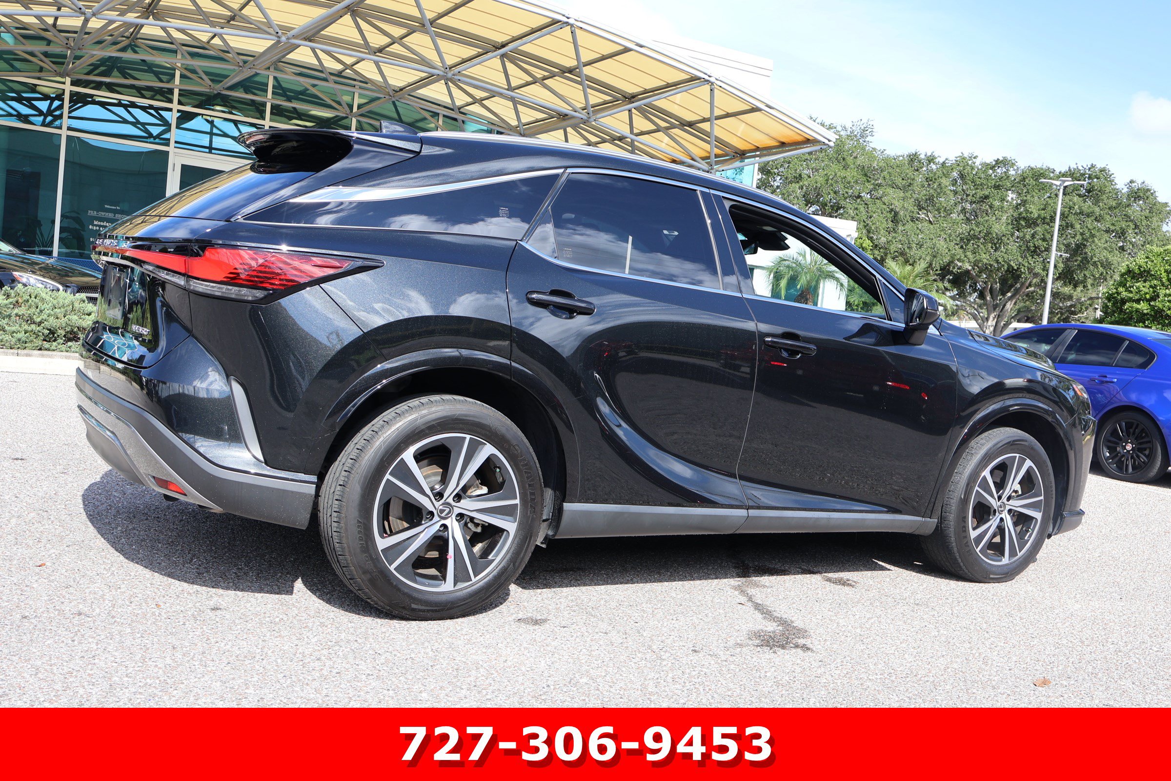 Used 2024 Lexus RX 350 Premium w/ Cold Area Package FWD image 10