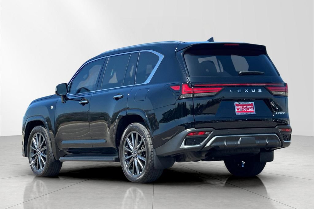 Used 2023 Lexus LX 600 F Sport w/ Accessory Package (Z1) AWD/4WD image 4
