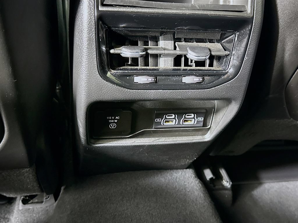 Used 2023 Jeep Grand Cherokee Altitude AWD/4WD image 29